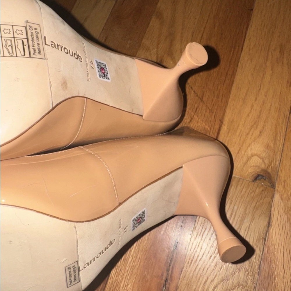 Larroude Michelle Lo Classic Tan Nude Neutral Pumps Heels 7.5 New - Picture 3 of 8